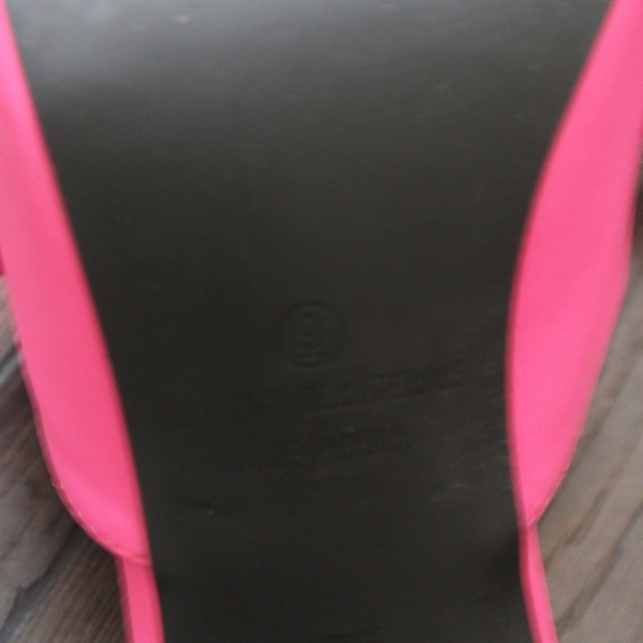 Liliana Hot Pink Knotted Stiletto Mules - Picture 7 of 8